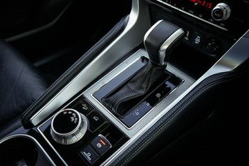 https://vehicle-cdn.autoleague.cloud/28170_21010263_22.jpg