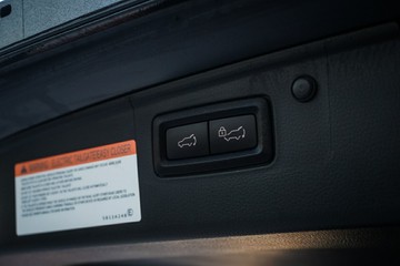 https://vehicle-cdn.autoleague.cloud/28170_21010263_9.jpg