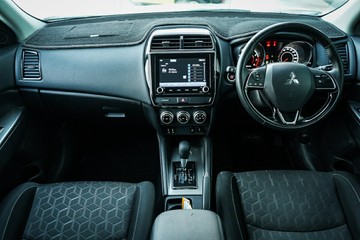 https://vehicle-cdn.autoleague.cloud/28170_21010291_13.jpg