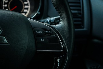 https://vehicle-cdn.autoleague.cloud/28170_21010291_19.jpg