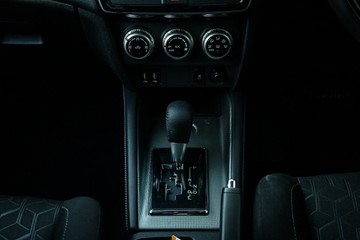 https://vehicle-cdn.autoleague.cloud/28170_21010291_21.jpg
