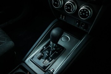 https://vehicle-cdn.autoleague.cloud/28170_21010291_22.jpg