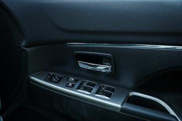 https://vehicle-cdn.autoleague.cloud/28170_21010291_26.jpg