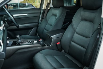 https://vehicle-cdn.autoleague.cloud/28170_21010297_18.jpg