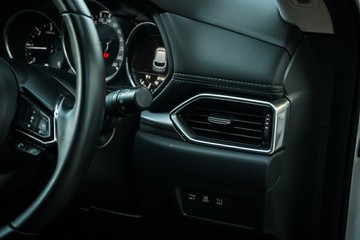 https://vehicle-cdn.autoleague.cloud/28170_21010297_21.jpg