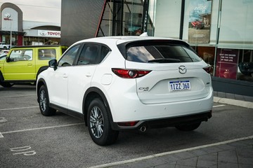 https://vehicle-cdn.autoleague.cloud/28170_21010297_3.jpg