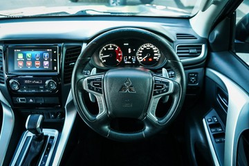 https://vehicle-cdn.autoleague.cloud/28170_21010337_11.jpg