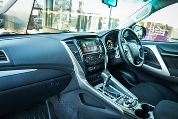 https://vehicle-cdn.autoleague.cloud/28170_21010337_16.jpg