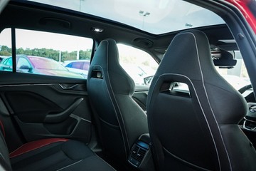 https://vehicle-cdn.autoleague.cloud/28170_21010340_26.jpg
