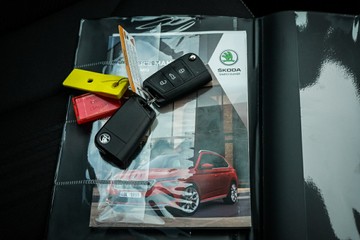 https://vehicle-cdn.autoleague.cloud/28170_21010340_29.jpg