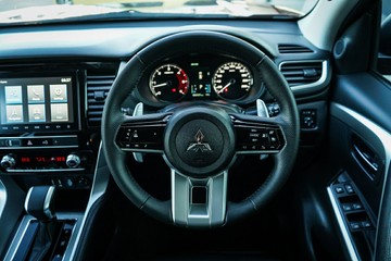 https://vehicle-cdn.autoleague.cloud/28170_21010343_13.jpg
