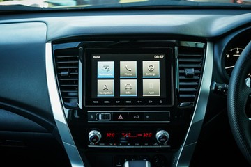 https://vehicle-cdn.autoleague.cloud/28170_21010343_14.jpg