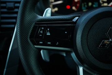 https://vehicle-cdn.autoleague.cloud/28170_21010343_20.jpg