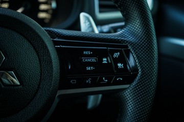 https://vehicle-cdn.autoleague.cloud/28170_21010343_21.jpg