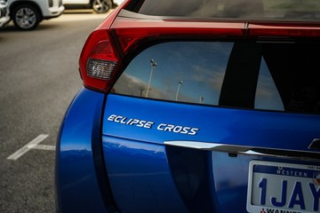 https://vehicle-cdn.autoleague.cloud/28170_21010345_7.jpg
