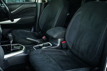 https://vehicle-cdn.autoleague.cloud/28170_21010359_18.jpg