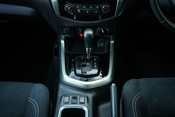 https://vehicle-cdn.autoleague.cloud/28170_21010359_24.jpg