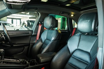 https://vehicle-cdn.autoleague.cloud/28170_21010360_21.jpg
