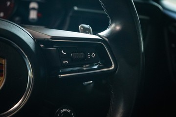 https://vehicle-cdn.autoleague.cloud/28170_21010360_23.jpg