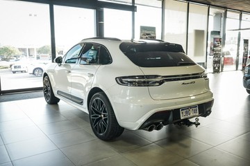 https://vehicle-cdn.autoleague.cloud/28170_21010360_4.jpg
