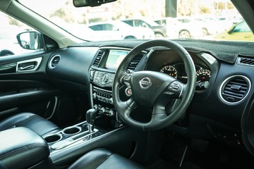https://vehicle-cdn.autoleague.cloud/28170_21010370_18.jpg