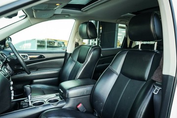 https://vehicle-cdn.autoleague.cloud/28170_21010370_24.jpg