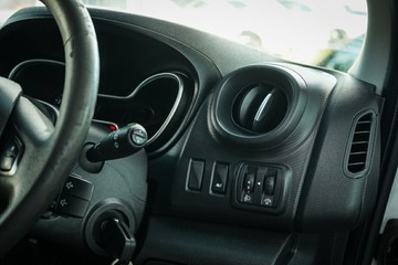 https://vehicle-cdn.autoleague.cloud/28170_21010376_15.jpg