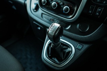 https://vehicle-cdn.autoleague.cloud/28170_21010376_22.jpg