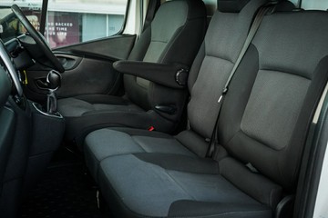 https://vehicle-cdn.autoleague.cloud/28170_21010376_23.jpg
