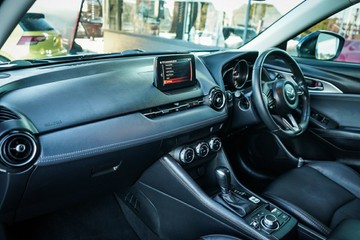 https://vehicle-cdn.autoleague.cloud/28170_21010388_18.jpg