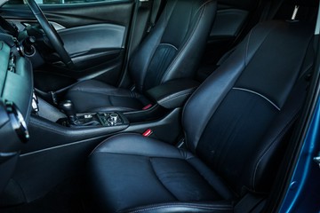 https://vehicle-cdn.autoleague.cloud/28170_21010388_19.jpg