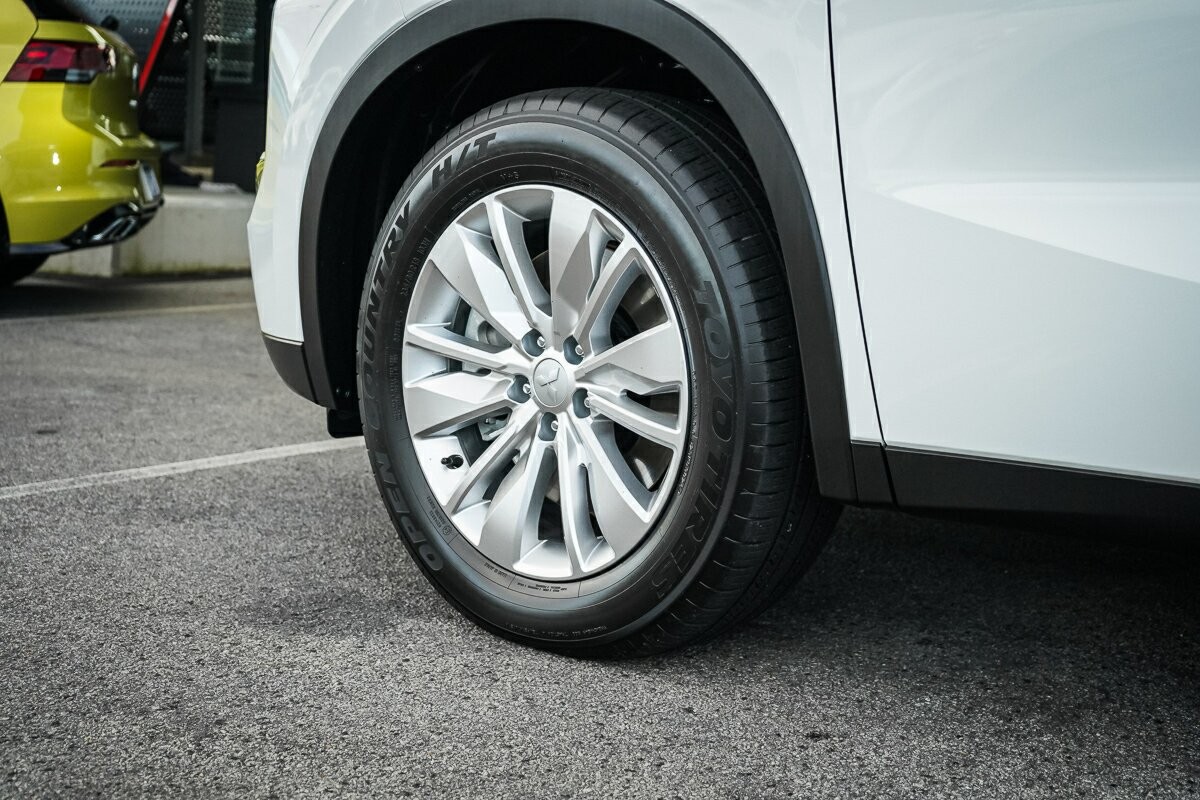 Mitsubishi Outlander image 3