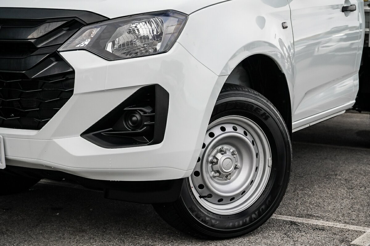 Isuzu D-max image 2