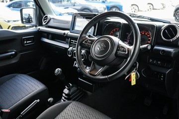 https://vehicle-cdn.autoleague.cloud/28170_21010461_15.jpg