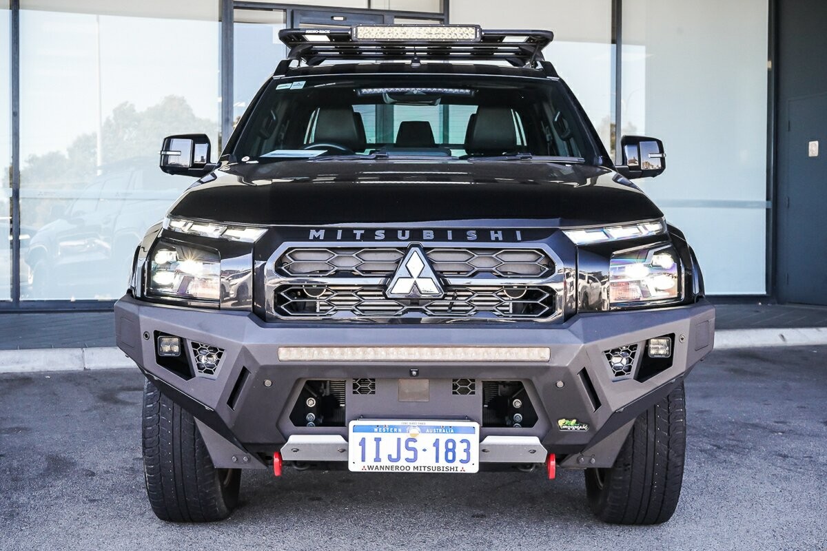 Mitsubishi Triton image 3