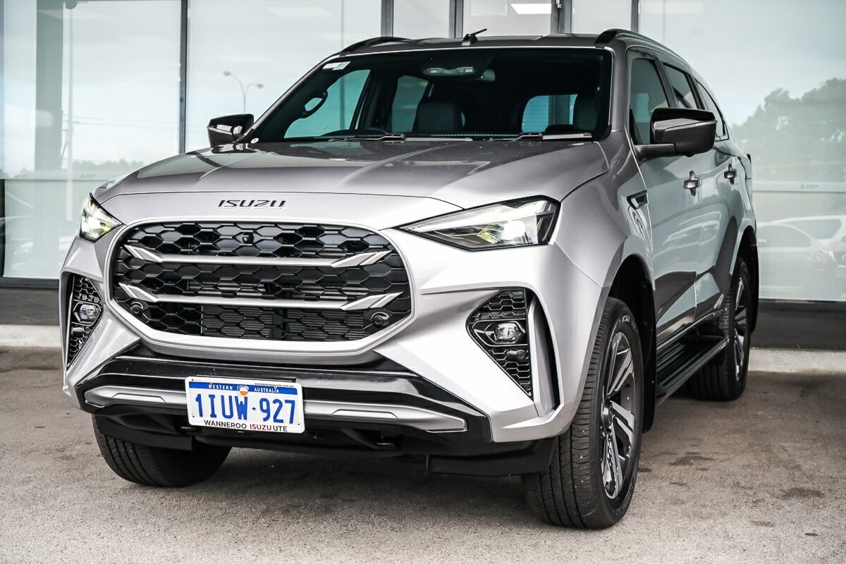 Isuzu Mu-x image 4