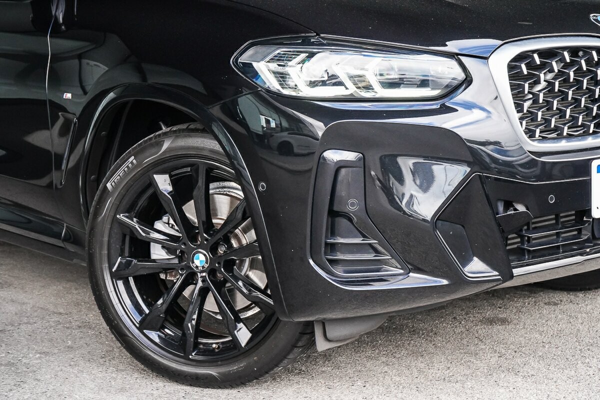 BMW X4 image 2