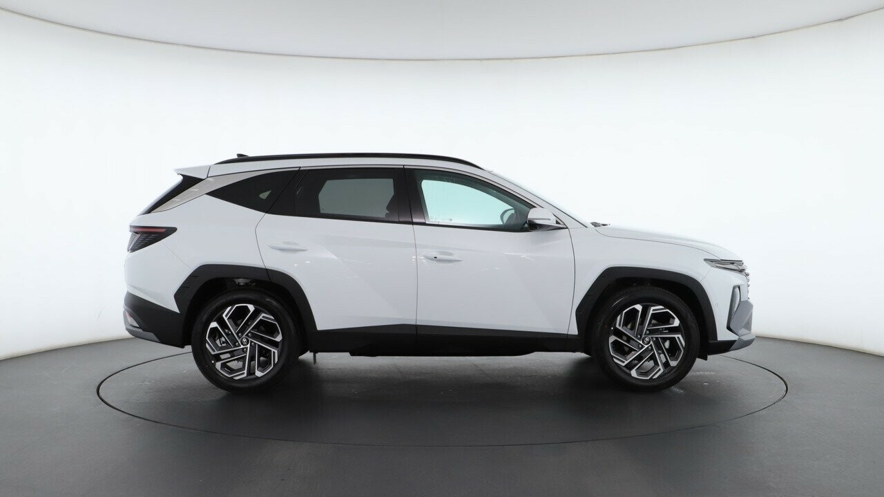 Hyundai Tucson image 2