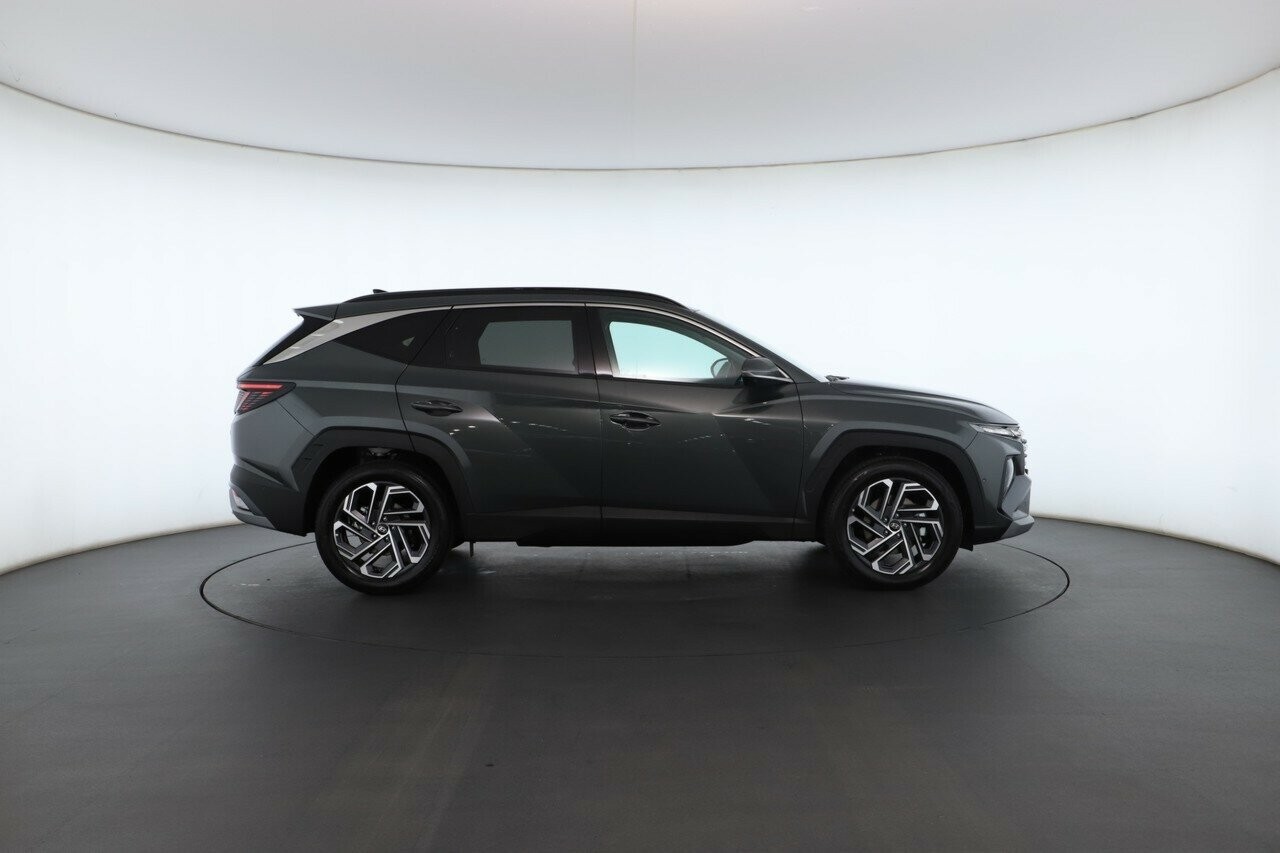 Hyundai Tucson image 2