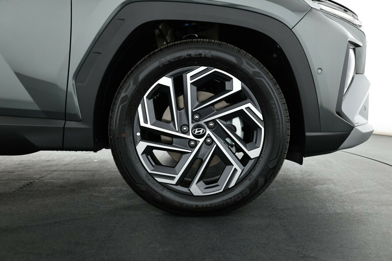 Hyundai Tucson image 3