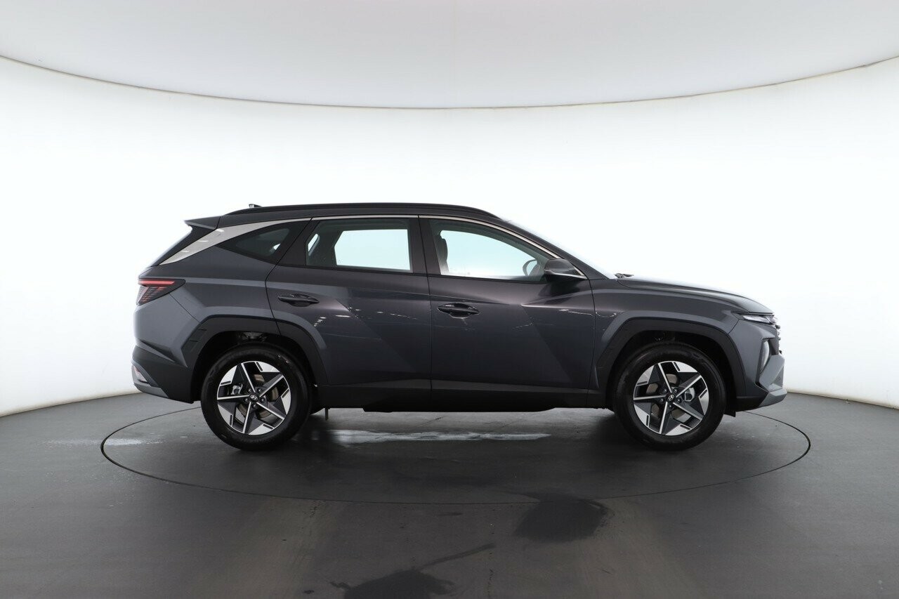 Hyundai Tucson image 2