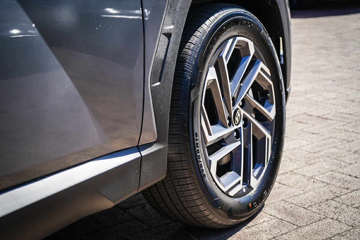 Hyundai Tucson image 3