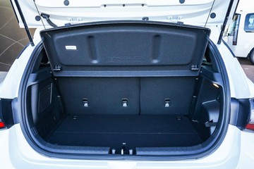 https://vehicle-cdn.autoleague.cloud/30350_620253051_10.jpg