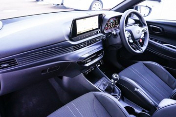 https://vehicle-cdn.autoleague.cloud/30350_620253051_19.jpg