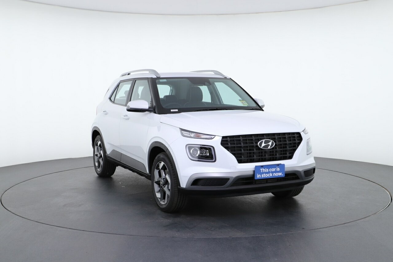 Hyundai Venue image 1