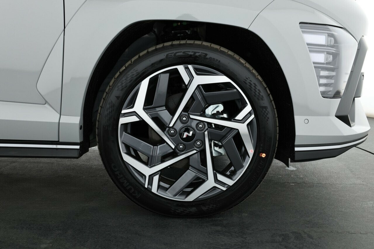 Hyundai Kona image 3