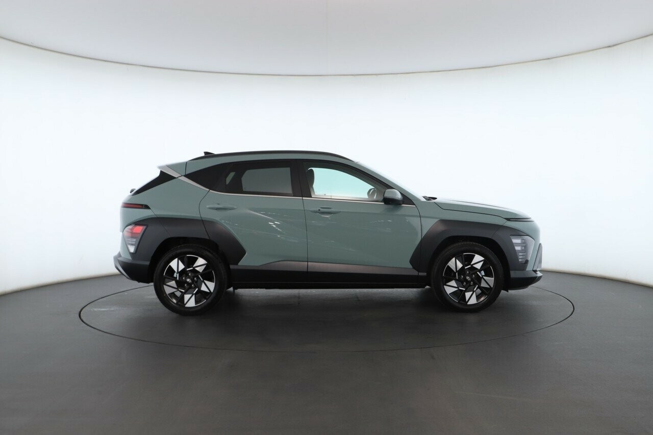 Hyundai Kona image 2