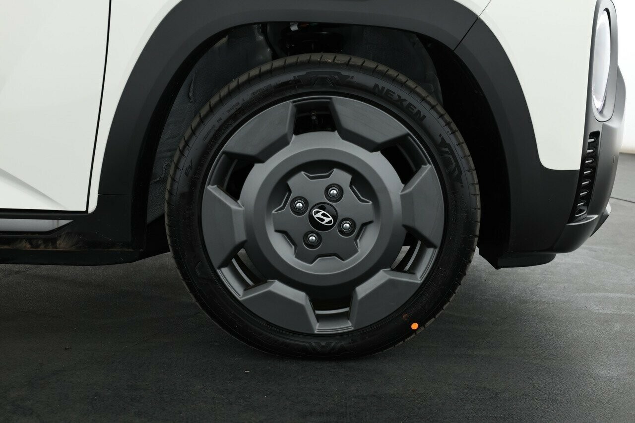 Hyundai Inster image 3