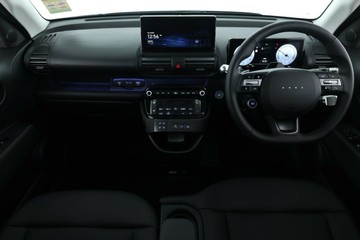 https://vehicle-cdn.autoleague.cloud/30350_620255024_32.jpg