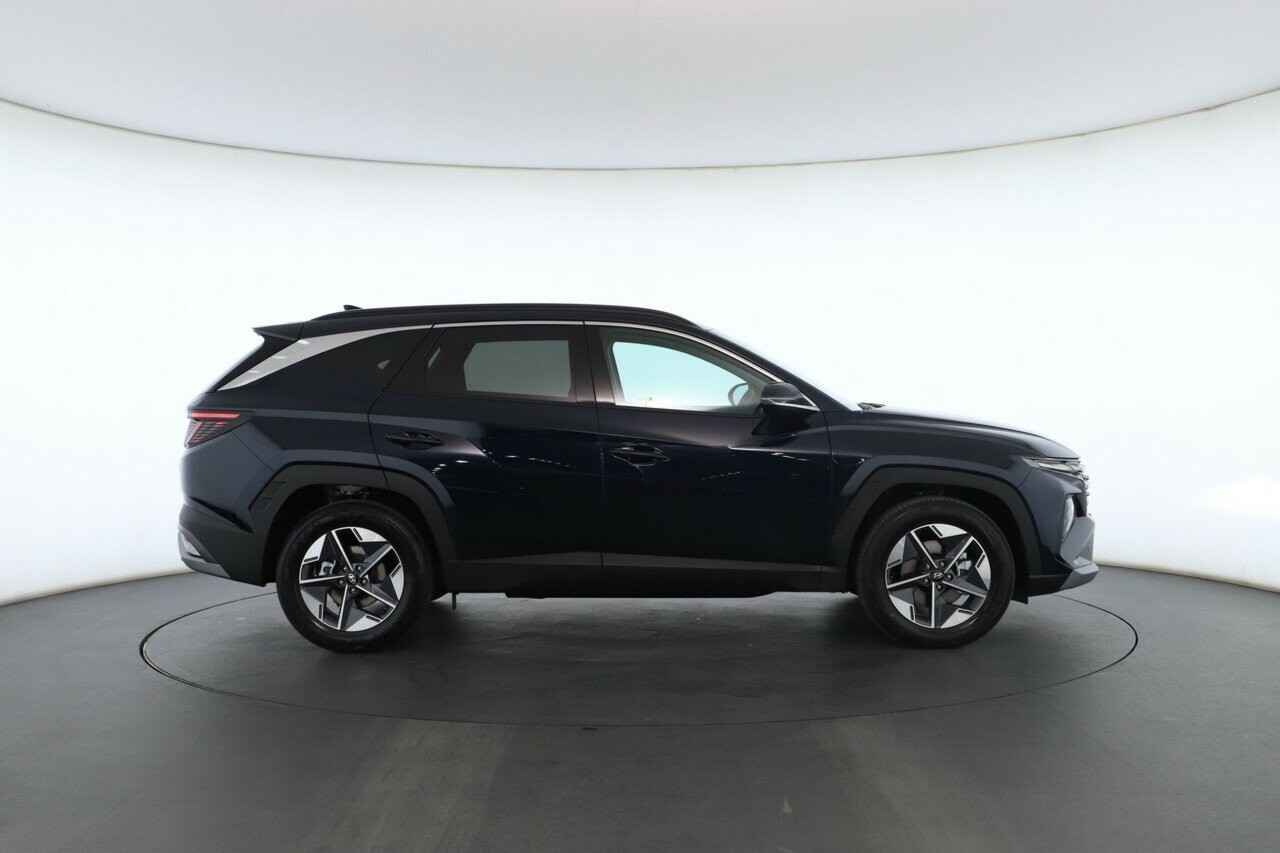 Hyundai Tucson image 2